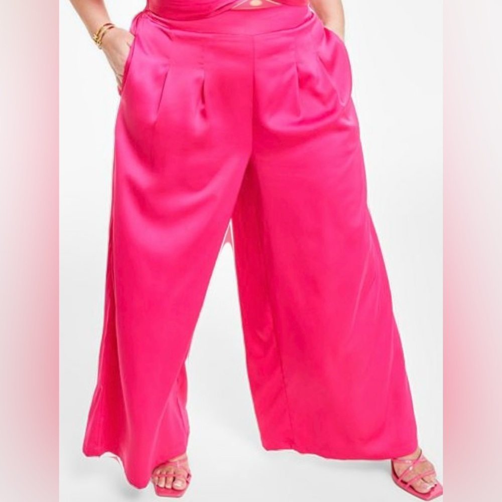Nina Parker Wide leg long Pink Satin Pants NWT